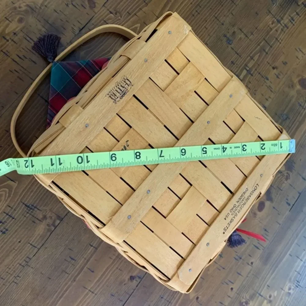Vintage Longaberger 2000 Christmas Collection Red Deck‎ The Halls Basket